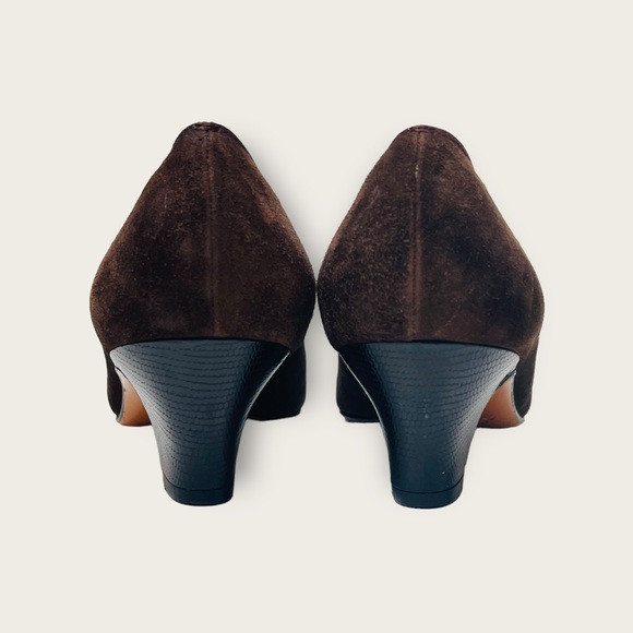 Vintage Salvatore Ferragamo Brown Suede and Leather Cap Toe Pumps Size 8 - Picture 6 of 12
